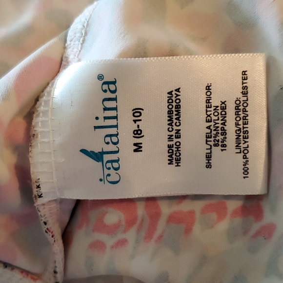 CATALINA BATHING SUIT TOP. FREE WITH ANOTHER PURCHASE!!! - Picture 3 of 3